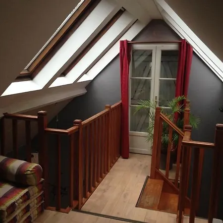 Ferienhaus Woodside House Jaulzy